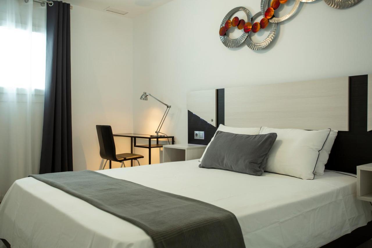 קוניל דה לה פרונטרה Apartamentos Aponiente מראה חיצוני תמונה