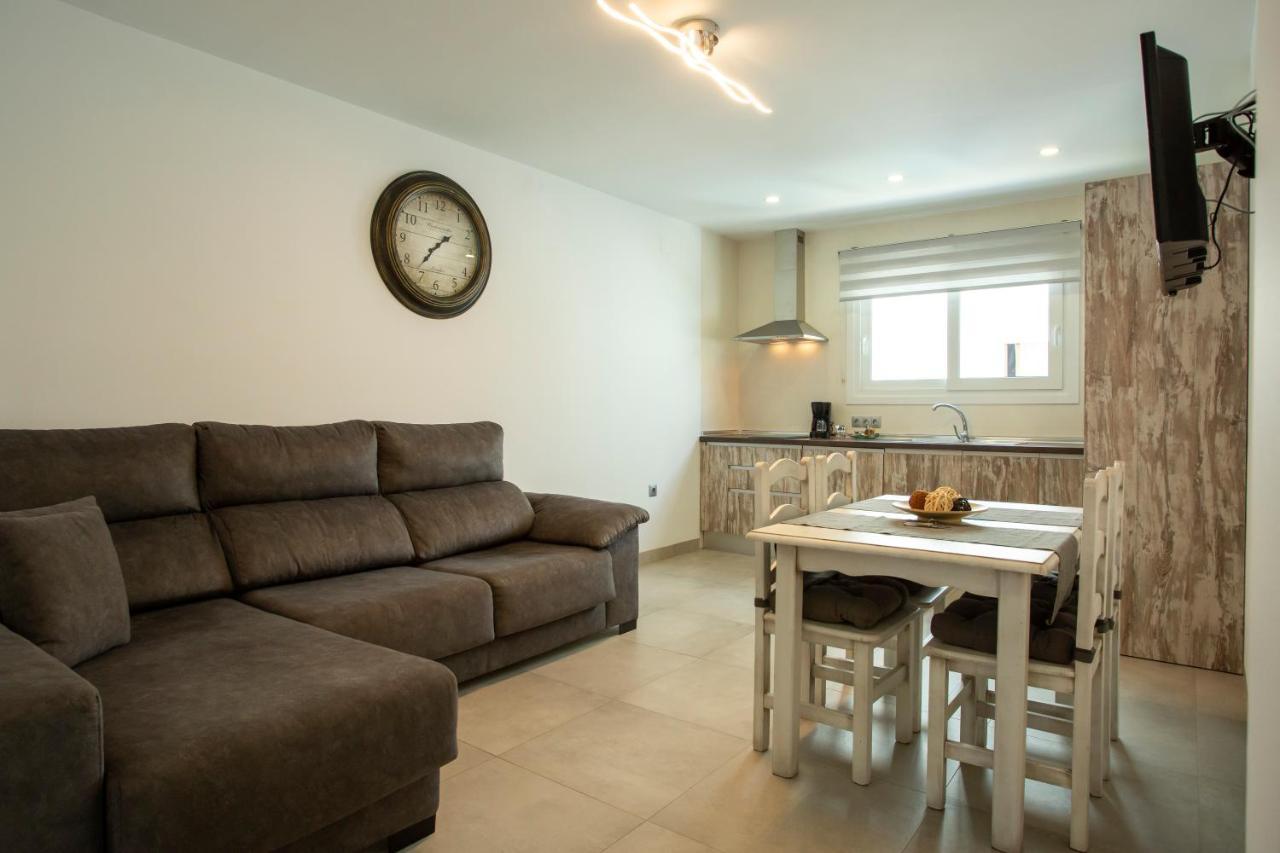 קוניל דה לה פרונטרה Apartamentos Aponiente מראה חיצוני תמונה