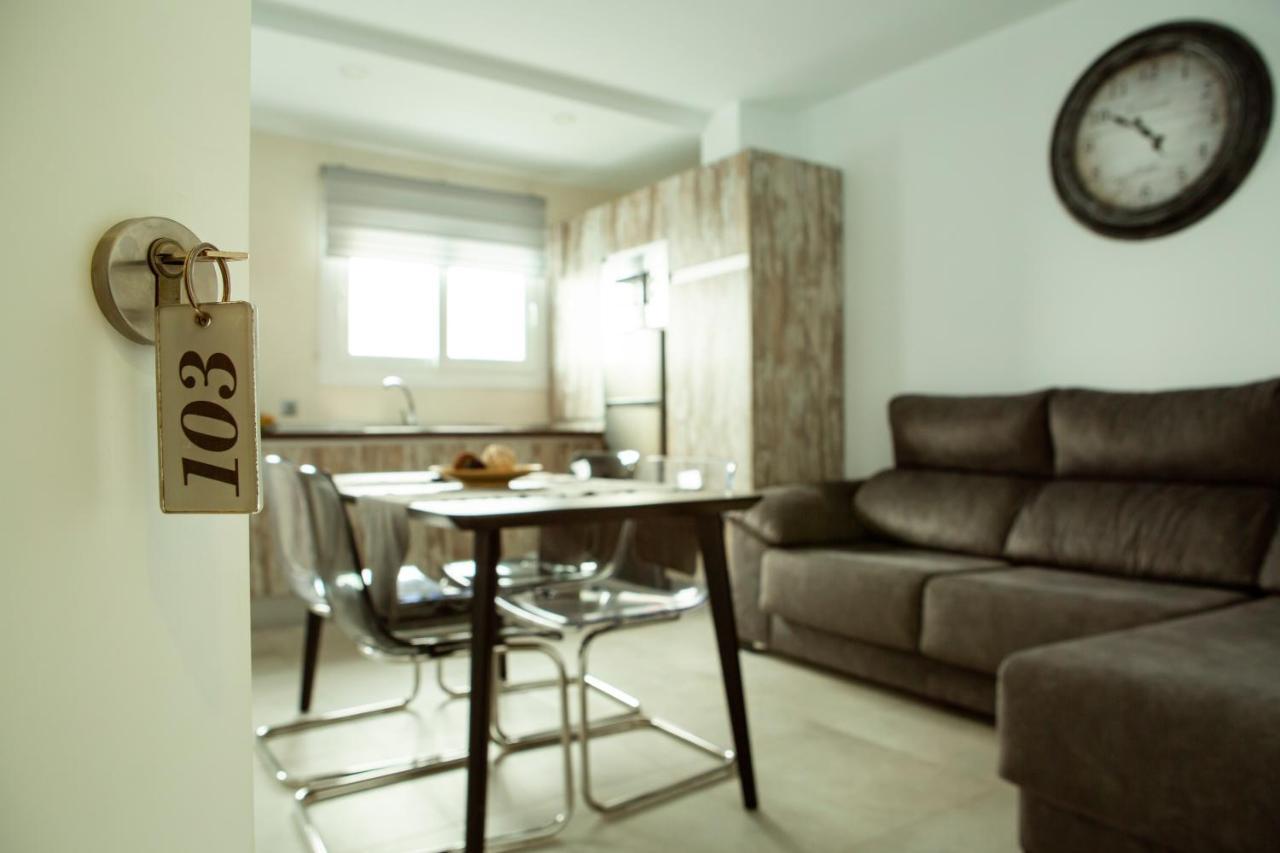 קוניל דה לה פרונטרה Apartamentos Aponiente מראה חיצוני תמונה