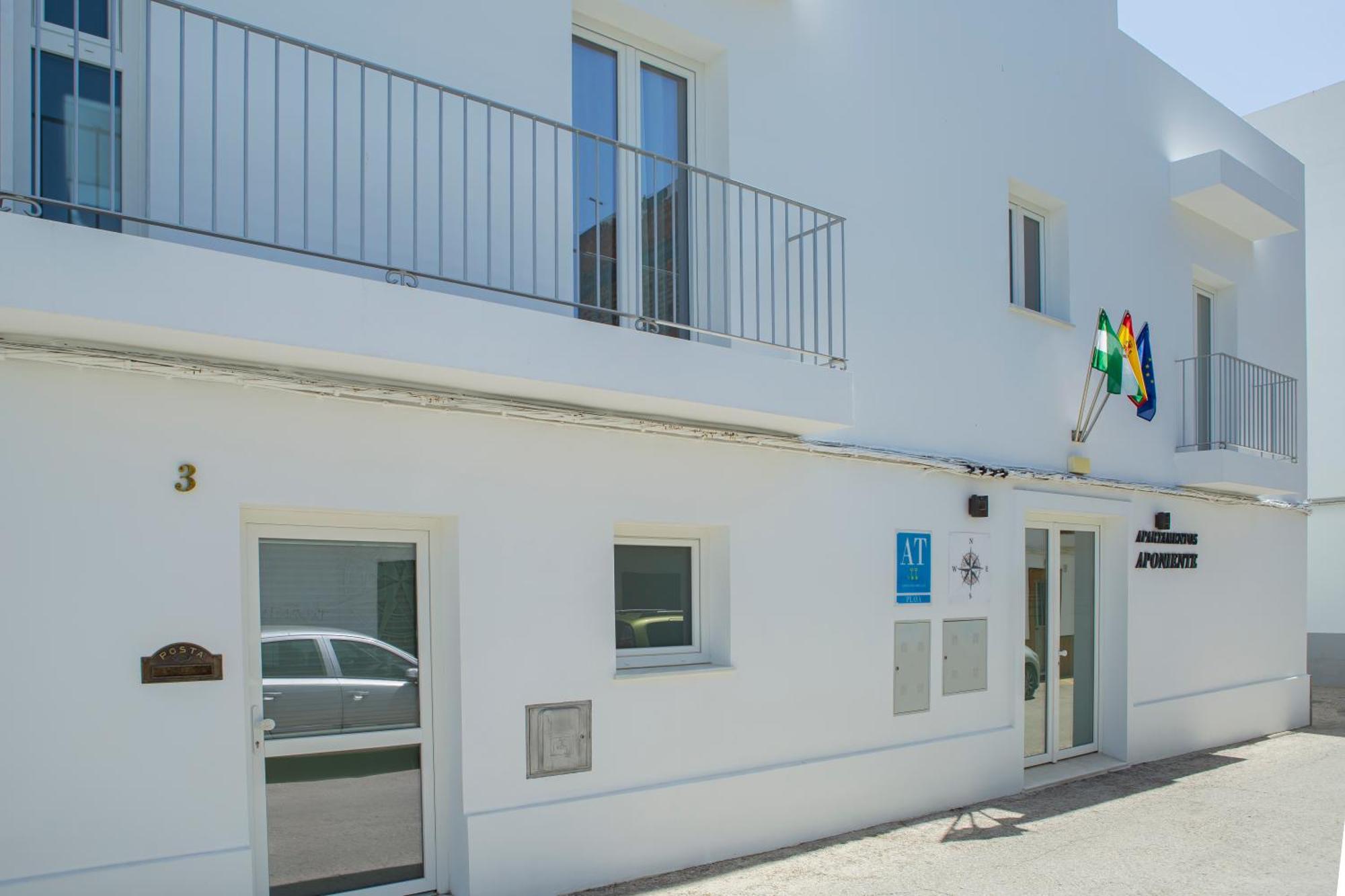 קוניל דה לה פרונטרה Apartamentos Aponiente מראה חיצוני תמונה