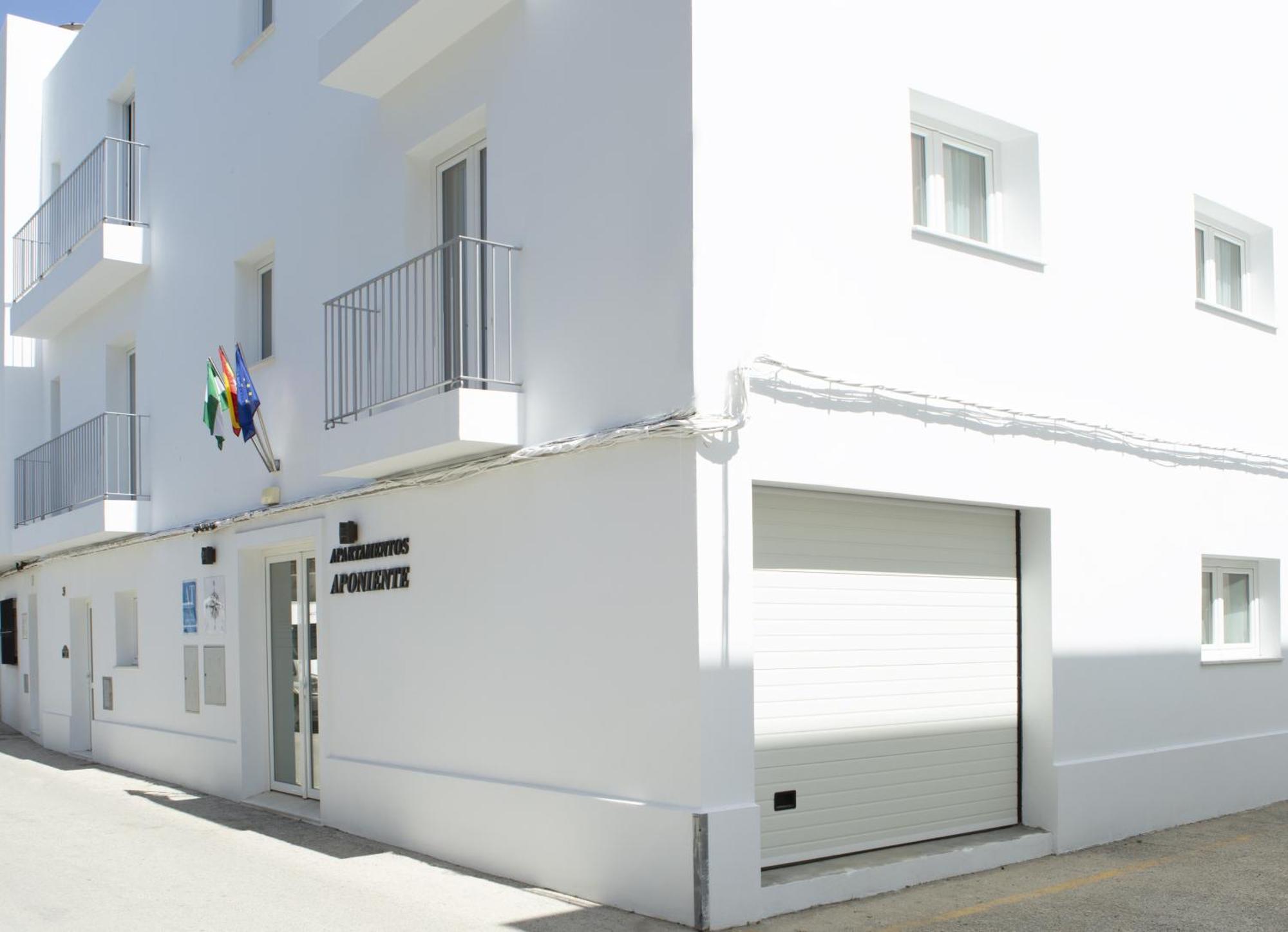 קוניל דה לה פרונטרה Apartamentos Aponiente מראה חיצוני תמונה